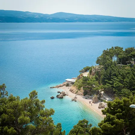 Apartment Jolara With Heated Pool